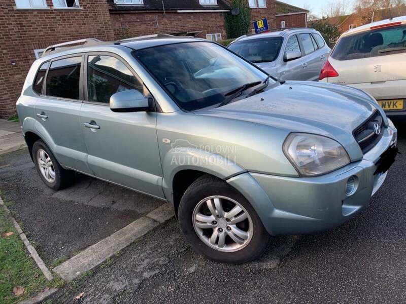 Hyundai Tucson 2006. god. -  kompletan auto u delovima
