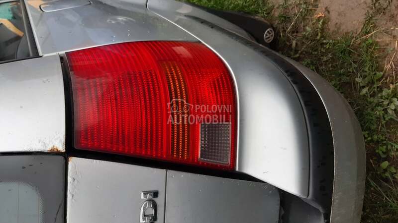 stop svetlo za Volkswagen Golf od 1998. do 2004. god.