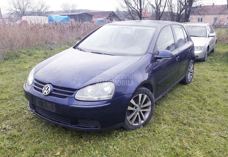 Volkswagen Golf 5 -  kompletan auto u delovima