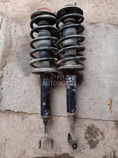prednji amortizeri za Volkswagen Passat B5.5