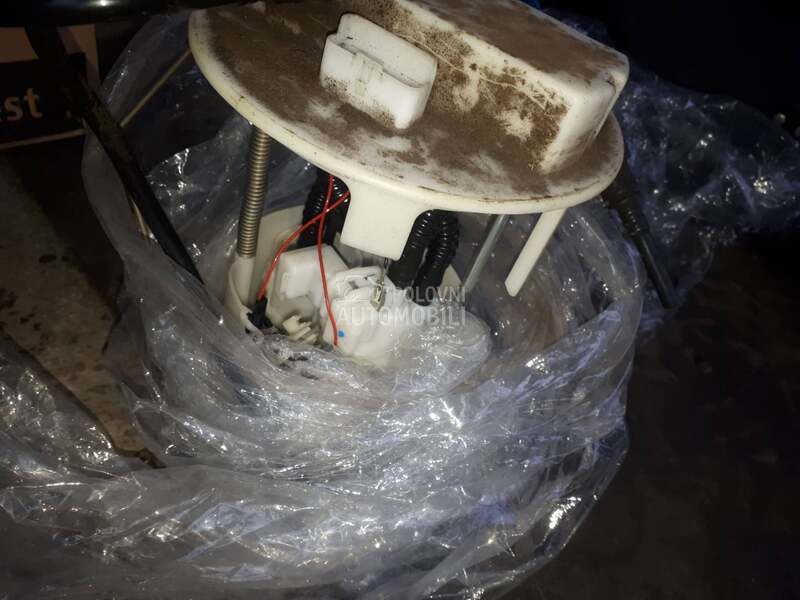 elektro pumpa u rezervaru za Citroen C1 od 2001. do 2010. god.