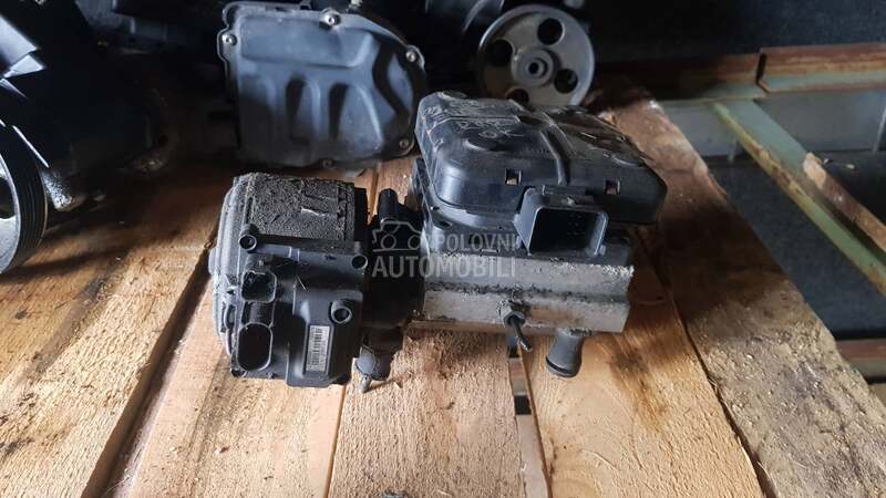 hidraulicna pumpa za Citroen C5