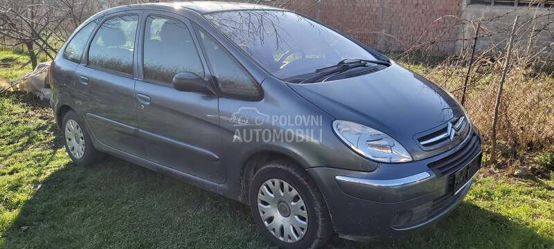Citroen Xsara Picasso 1.6hdi 2006. god. -  kompletan auto u delovima