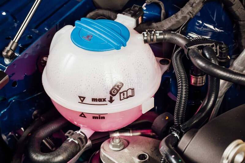 b7 b8 c6 posuda za antifriz za Audi A3, A4, A6