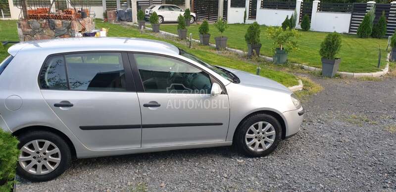 DESNA VRATA za Volkswagen Golf 5 od 2003. do 2010. god.