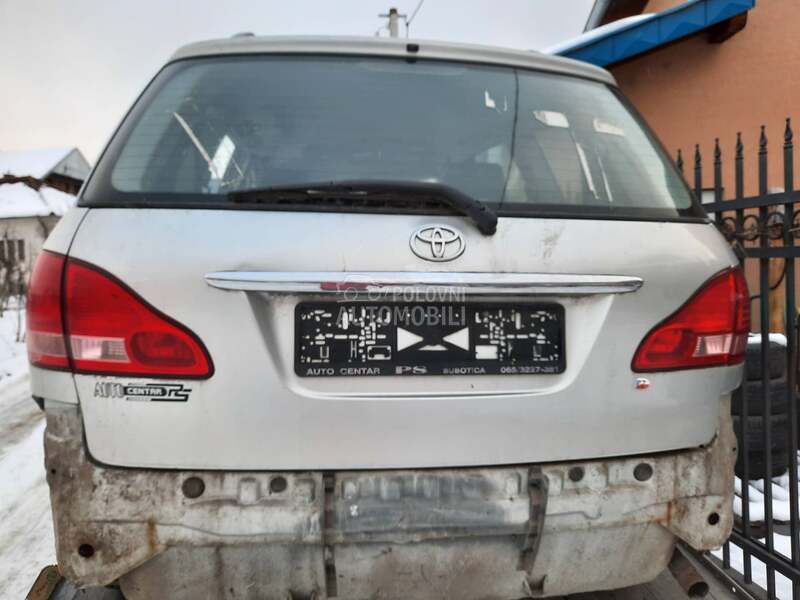 gepek vrata za Toyota Avensis Verso