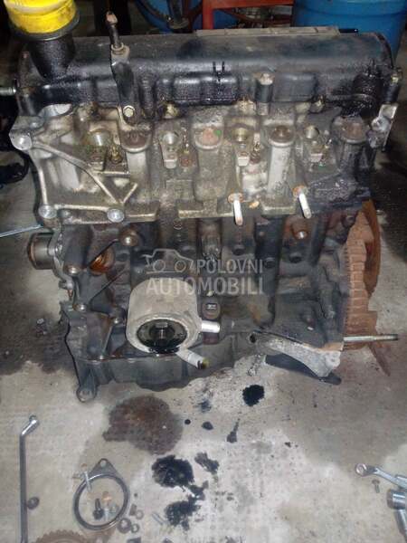 glava motora 1.5 1.6 16v 1.9dc za Renault Grand Scenic, Laguna, Scenic