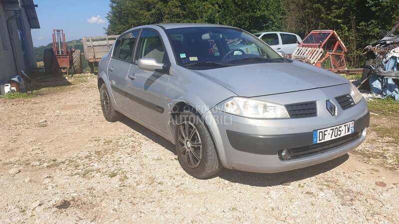 Renault Megane 1.9dci 2005. god. -  kompletan auto u delovima