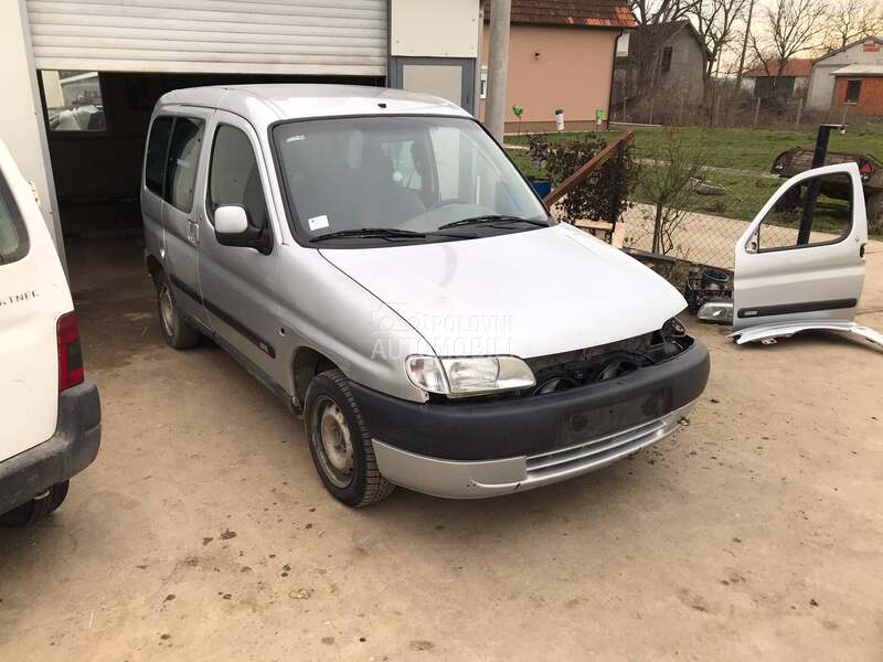 Citroen Berlingo -  kompletan auto u delovima
