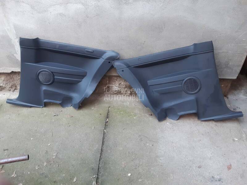 zadnji tapaciri za Volkswagen Fox