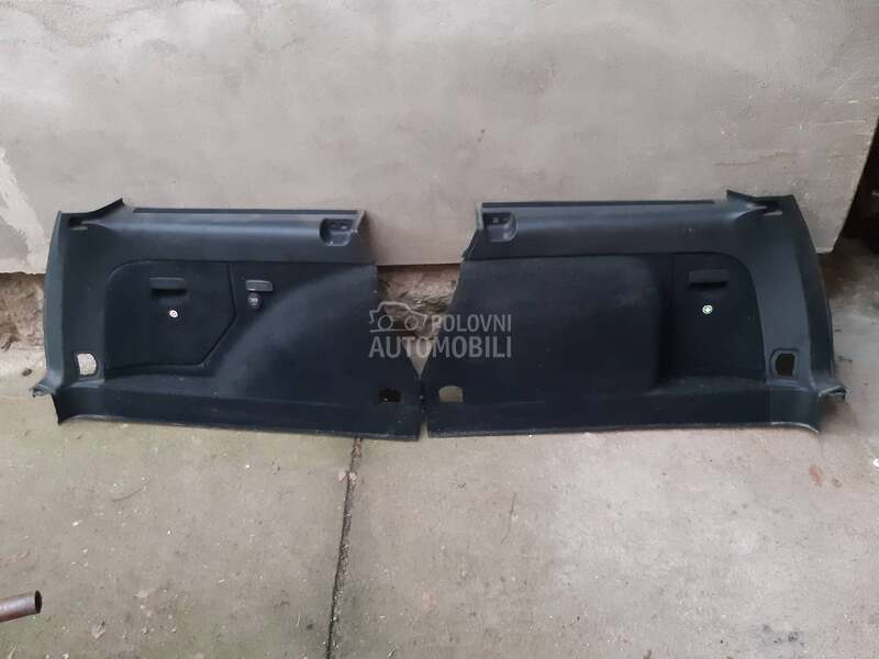 tapaciri u gepeku karavan za Volkswagen Golf 4