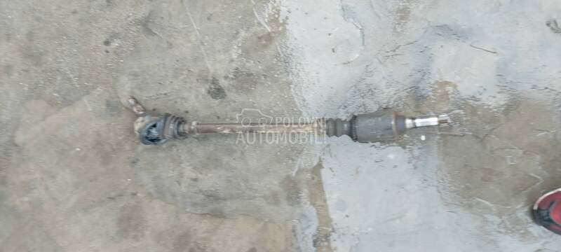 poluosovina za Peugeot 106