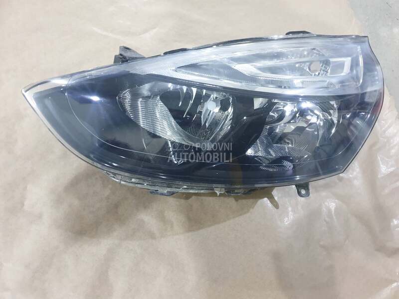 far levi clio4  svetlo levo za Renault Clio