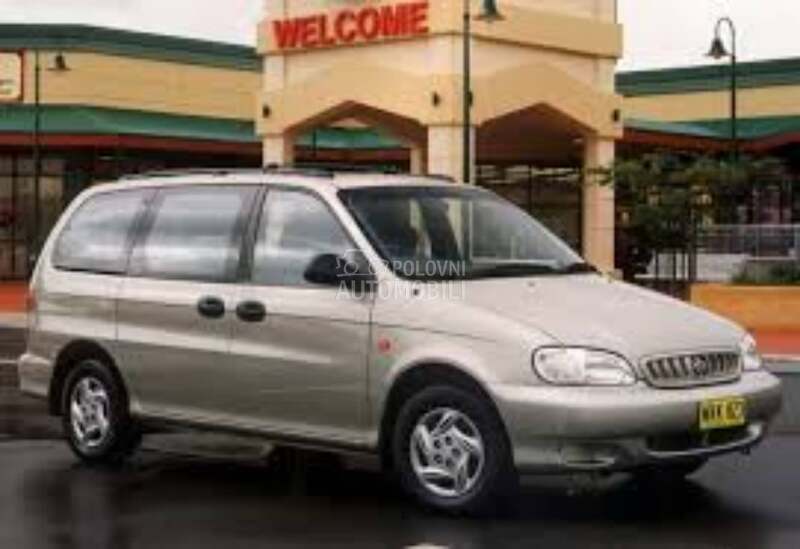 Kia Carnival -  kompletan auto u delovima