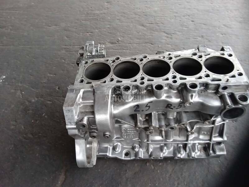 Blok motora 2,5.R5 za Volkswagen Touareg od 2004. do 2008. god.