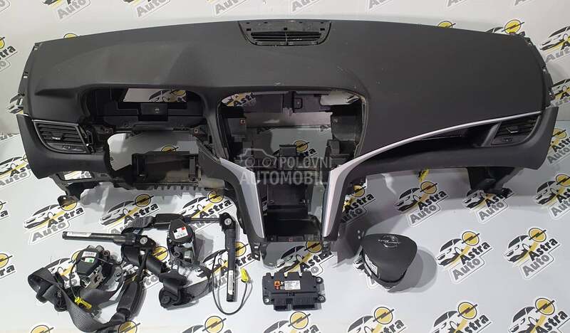 Tabla za Opel Zafira od 2015. do 2019. god.