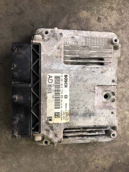 računar motorni z19dth za Opel Signum, Vectra C od 2004. do 2008. god.