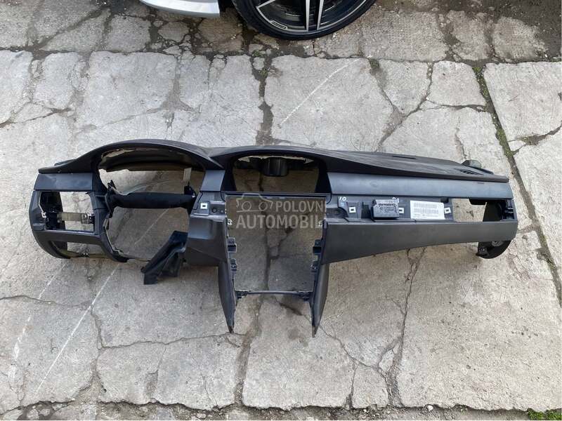 Tabla sa Air begom e60/61 za BMW Serija 5 od 2003. do 2006. god.