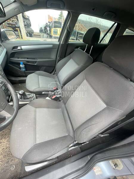 Sedista karavan za Opel Astra H