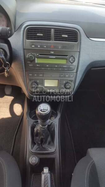 Radio za Fiat Grande Punto