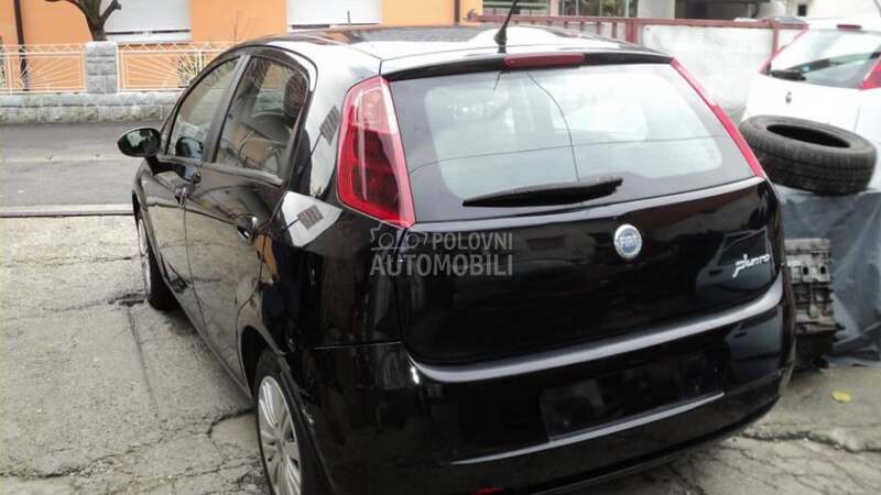 Stop svetla za Fiat Grande Punto od 2006. do 2010. god.