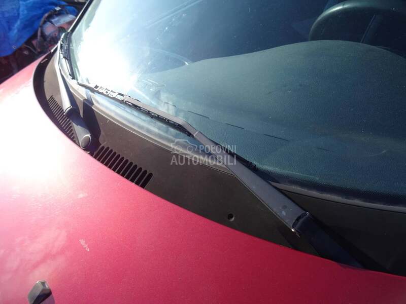 Prednji nosač brisača za Fiat Albea