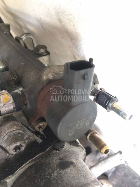Regulator pritiska goriva 1.3 za Opel Corsa C