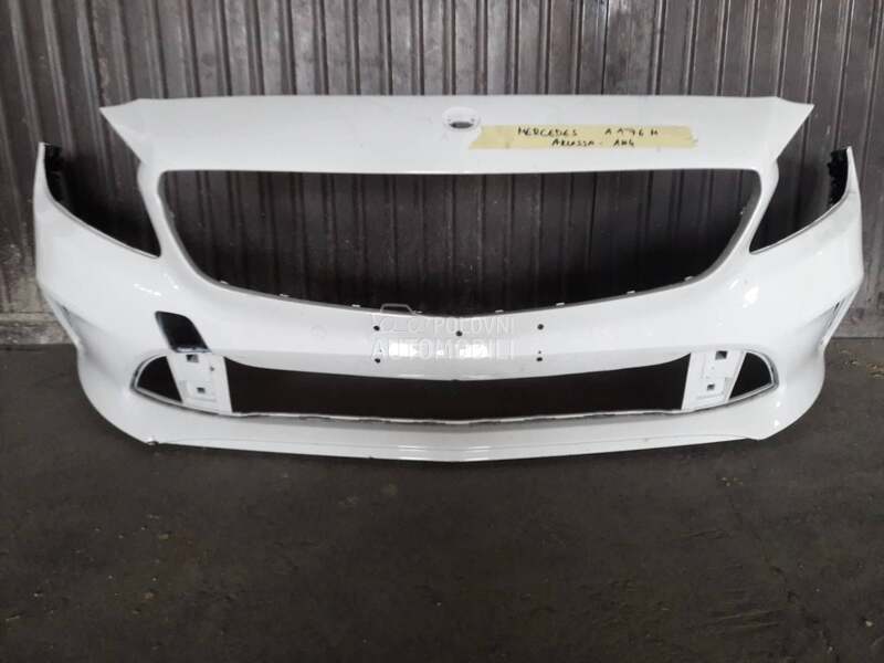 Prednji branik W176 za Mercedes Benz A 140, A 150, A 160 ...