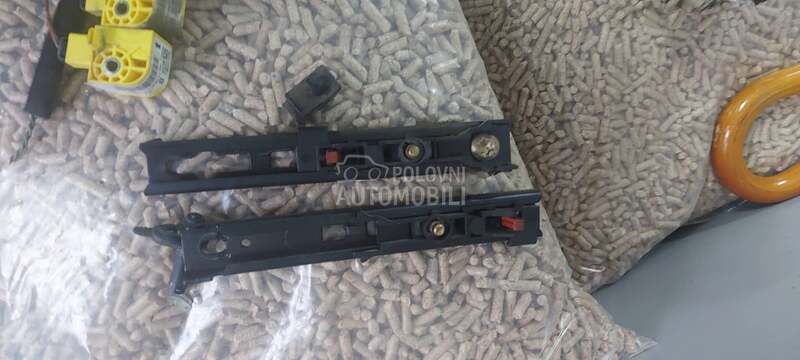 klizaci pojasa za Peugeot 307