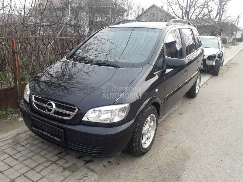 Opel Zafira -  kompletan auto u delovima
