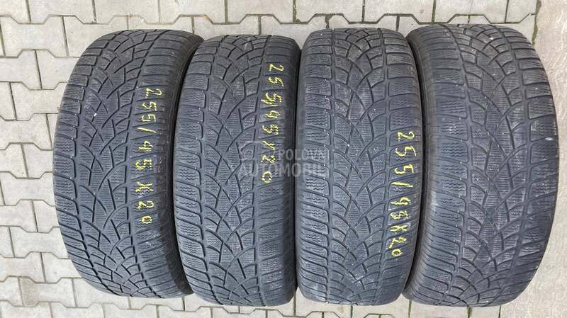 Dunlop 255/45 R20 Zimska