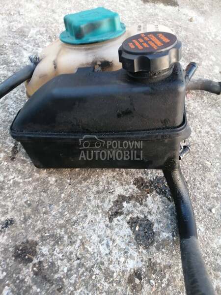 Posuda servo ulja za Volvo S60, S80, V70 ... od 2001. do 2007. god.