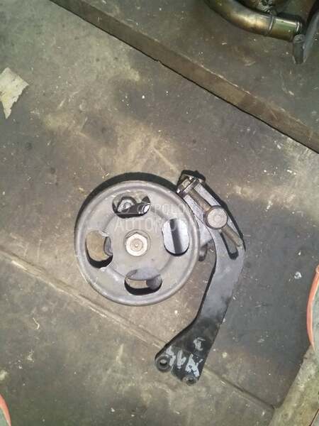 Servo pumpa N14 1.4 16v za Nissan Sunny od 1992. do 1996. god.