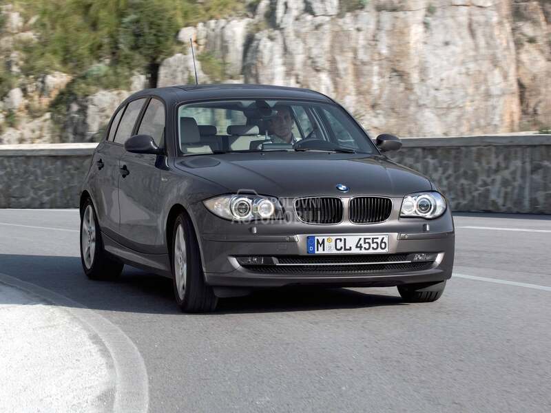 BMW Serija 1 E81/87 -  kompletan auto u delovima