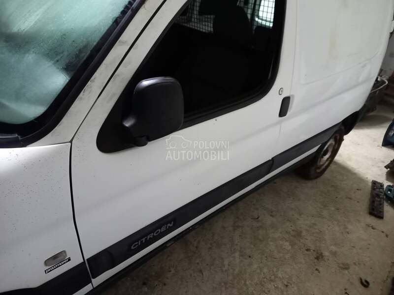 Vrata raznih boja za Peugeot Partner