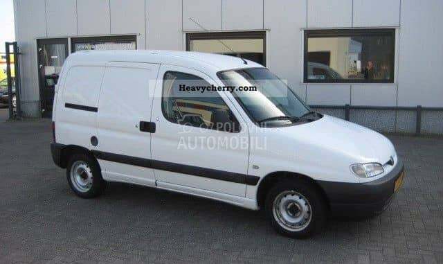 Peugeot Partner Delovi 2001. god. -  kompletan auto u delovima