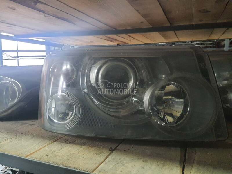 desni far za Land Rover Range Rover Sport od 2005. do 2009. god.