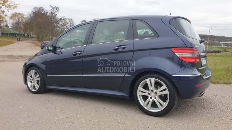 Mercedes Benz B Klasa -  kompletan auto u delovima