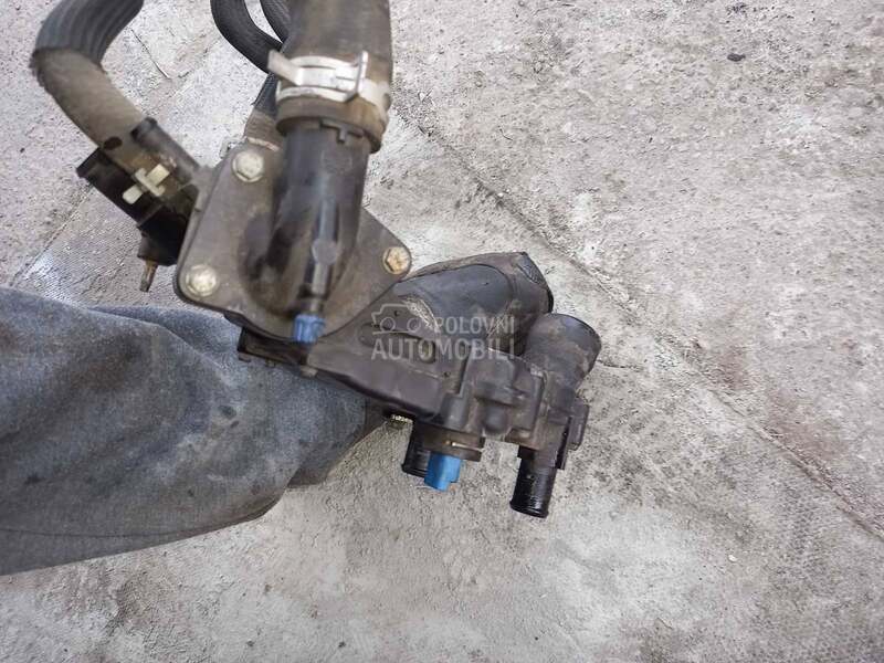 kuciste termostata 20 hdi za Peugeot 206, 306, 307 ... od 2000. do 2005. god.