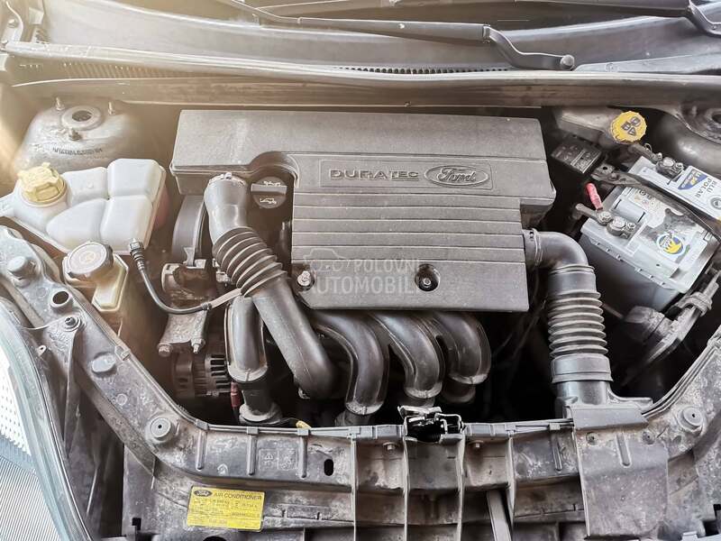 1.25 bombina za Ford Fiesta od 2002. do 2005. god.