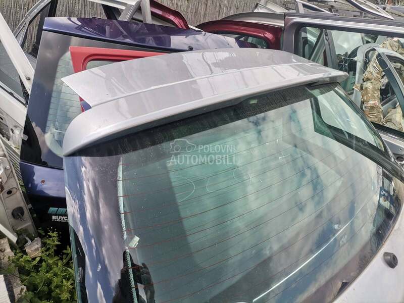 Spojler gepeka za Fiat Croma, Punto