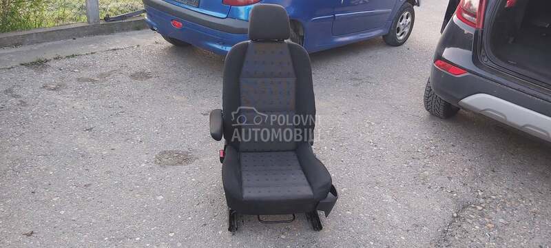 VOZACEVO SEDISTE za Peugeot 307