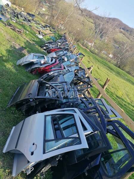 Vrata za Volkswagen Bora, Caddy, Golf 3 ... od 2000. do 2012. god.
