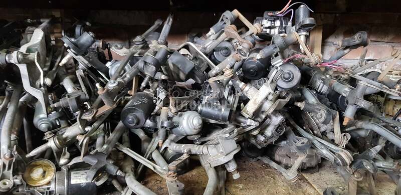 Prednji motor brisaca za Alfa Romeo 147, 156, 159 ...