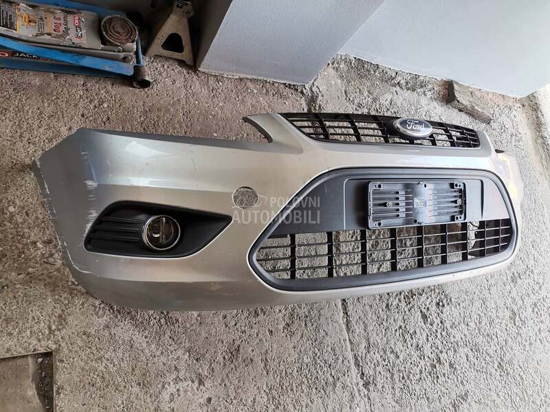 branik restajling za Ford Focus od 2008. do 2011. god.
