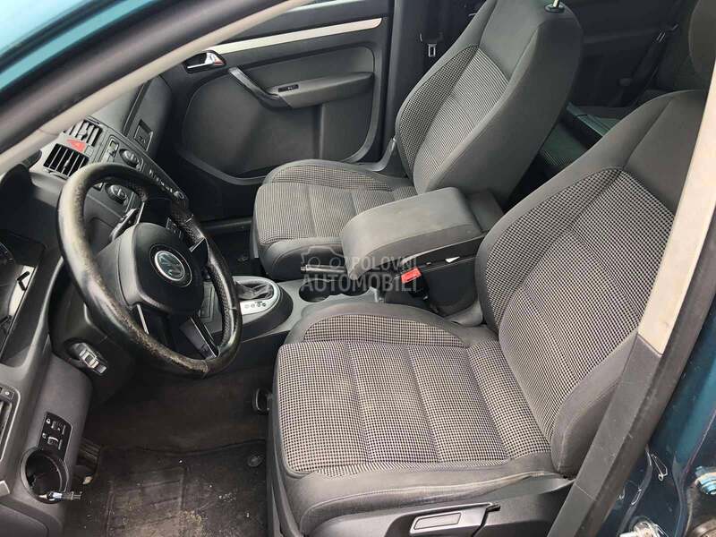 SEDISTA ENTERIJER 7 SED VISE za Volkswagen Touran od 2003. do 2010. god.