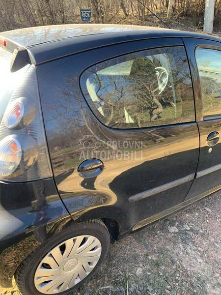 Zadnja desna vrata za Citroen C1 od 2005. do 2012. god.