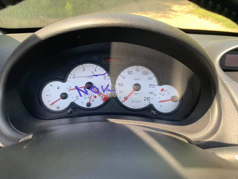 tabla sa airbagom za Peugeot 206 od 1998. do 2009. god.