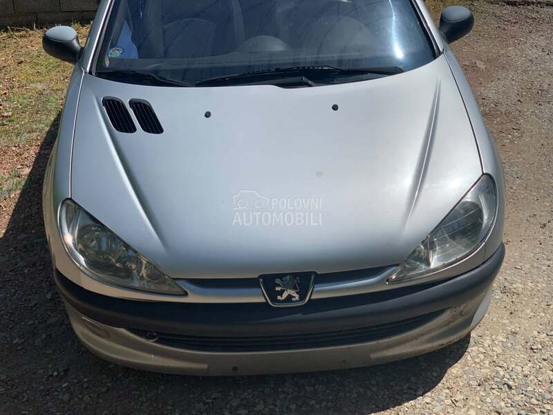 levi/desni retrovizor za Peugeot 206 od 1998. do 2009. god.