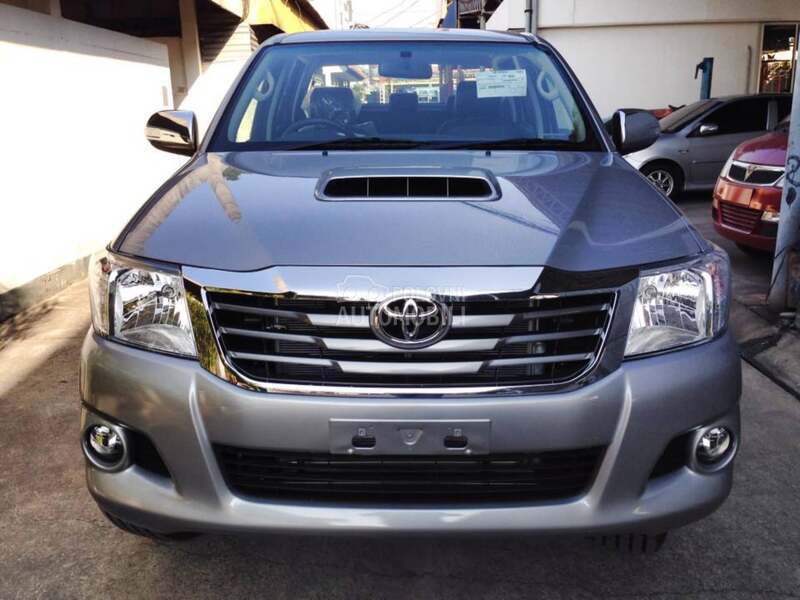 Maglenke za Toyota Hilux od 2006. do 2023. god.